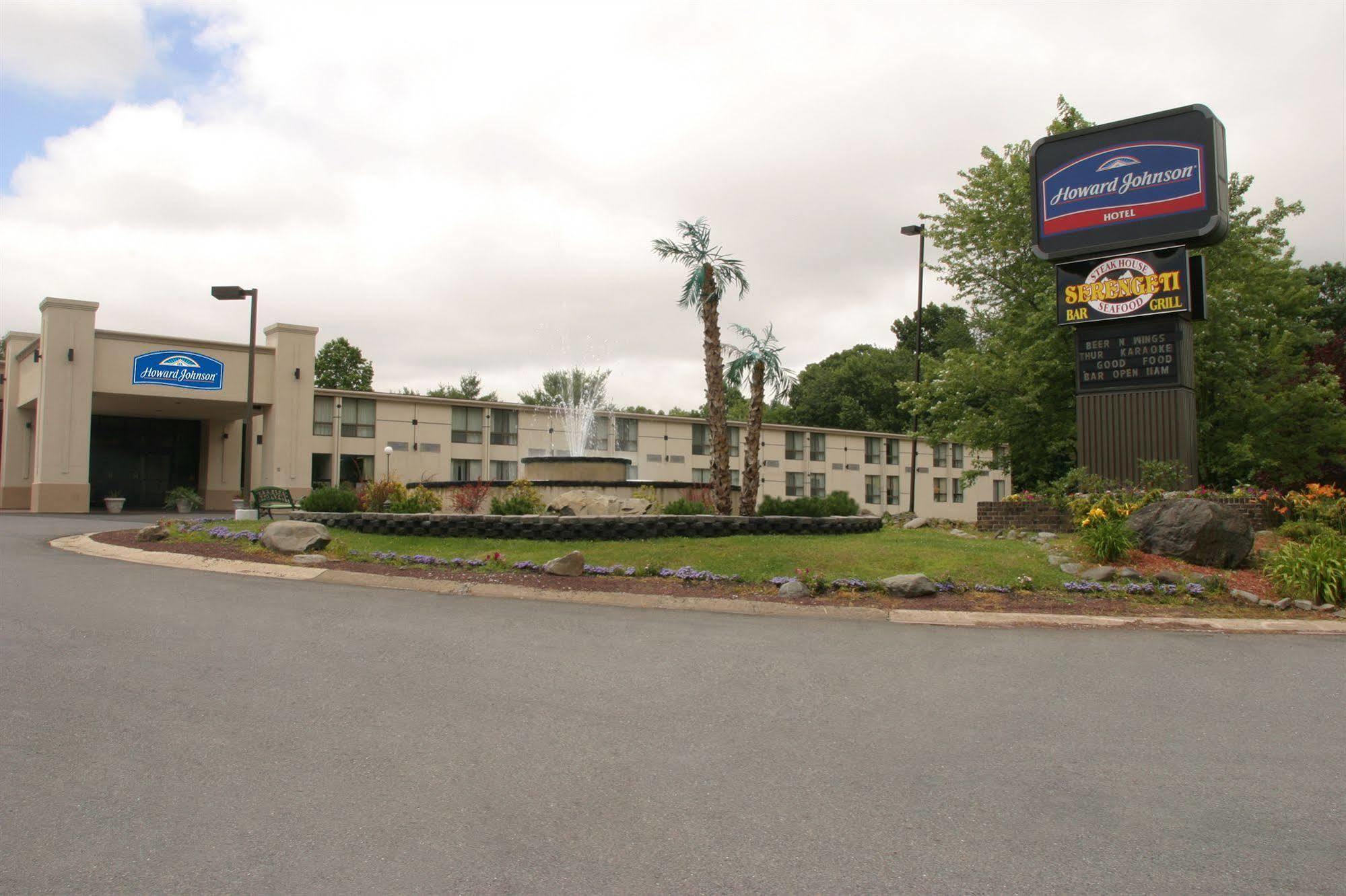 Howard Johnson By Wyndham Bartonsville/Poconos Area Exteriér fotografie